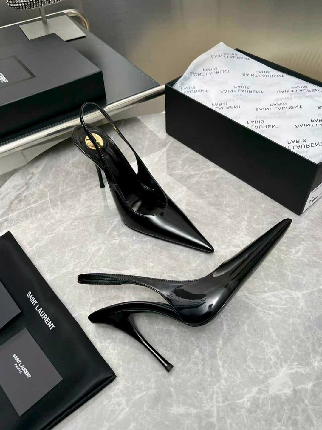 белые туфли,туфли женские,balenciaga туфли,лакированные туфли,туфли баленсиага лодочки