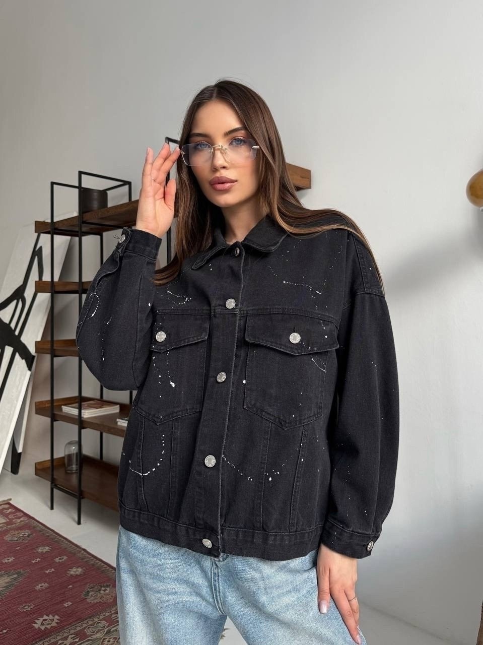 джинсовая куртка женская оверсайз черного цвета,укороченная джинсовая куртка оверсайз,женская джинсовая куртка оверсайз,джинсовая куртка оверсайз,джинсовые куртки женские
