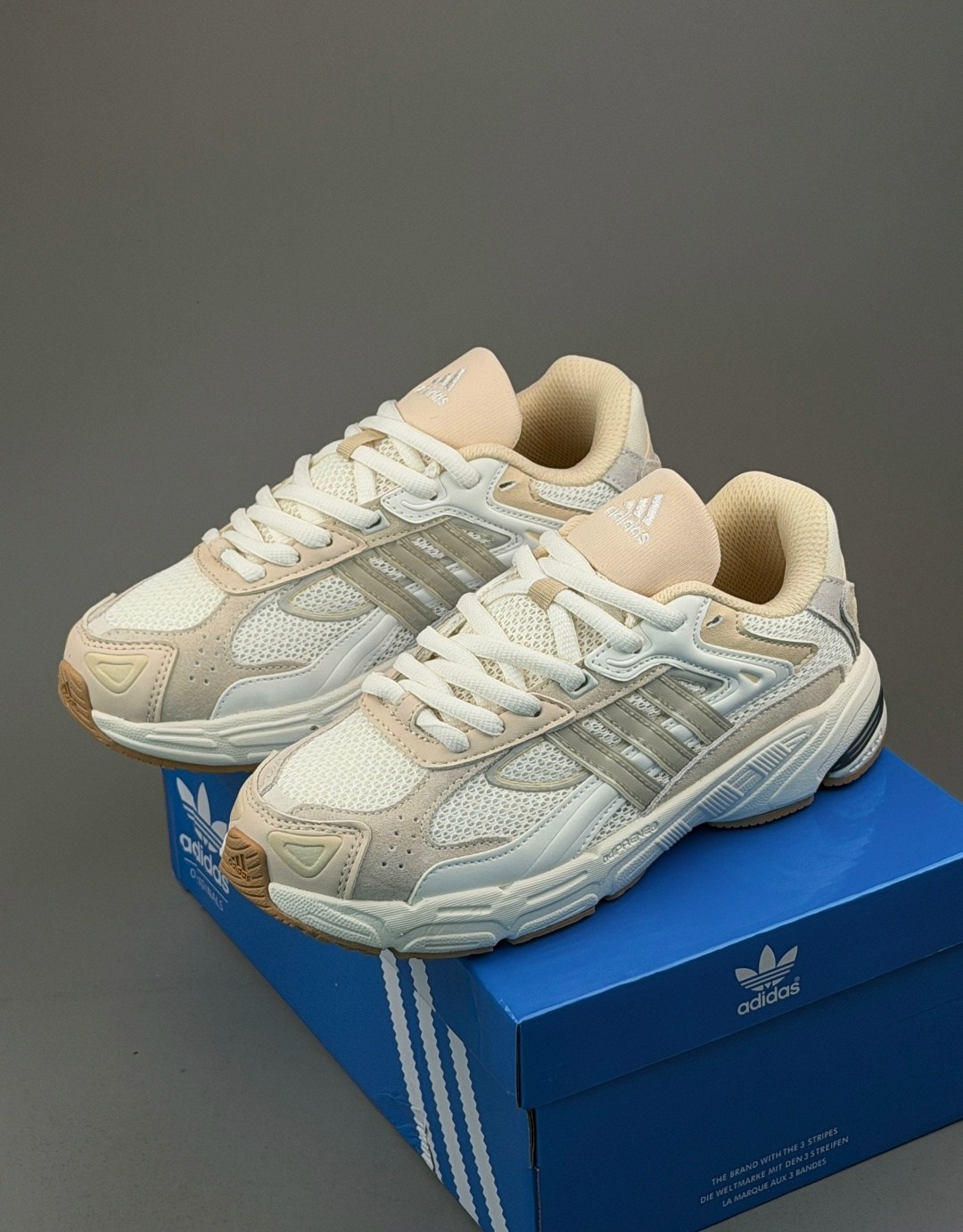 кроссовки adidas,кроссовки adidas response cl,кроссовки adidas response,бежевые кроссовки adidas originals response cl,кроссовки adidas originals response