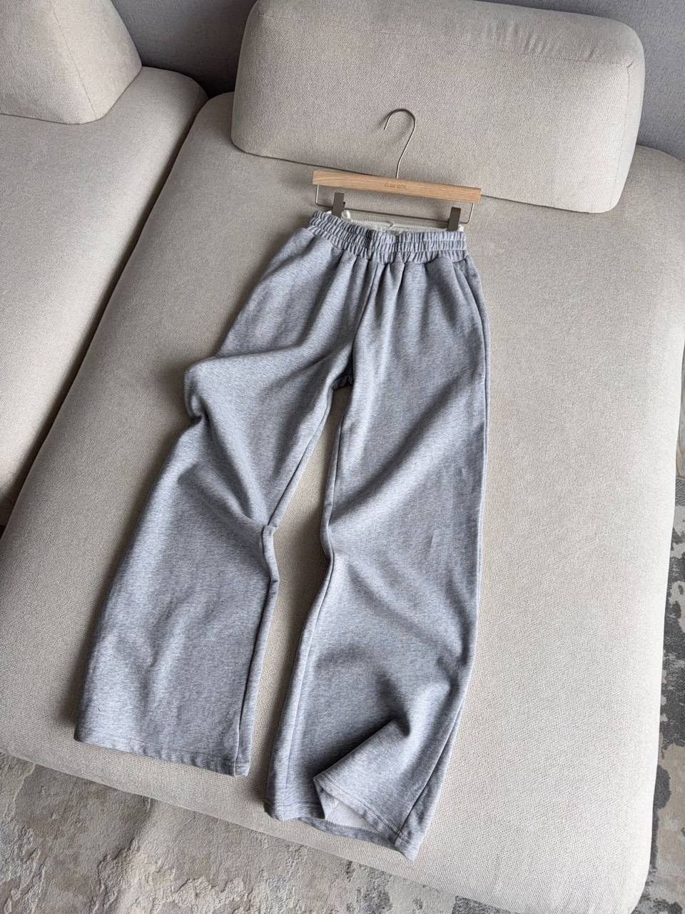 модные брюки,брюки штаны,серые спортивные штаны,джоггеры на флисе,повседневные брюки