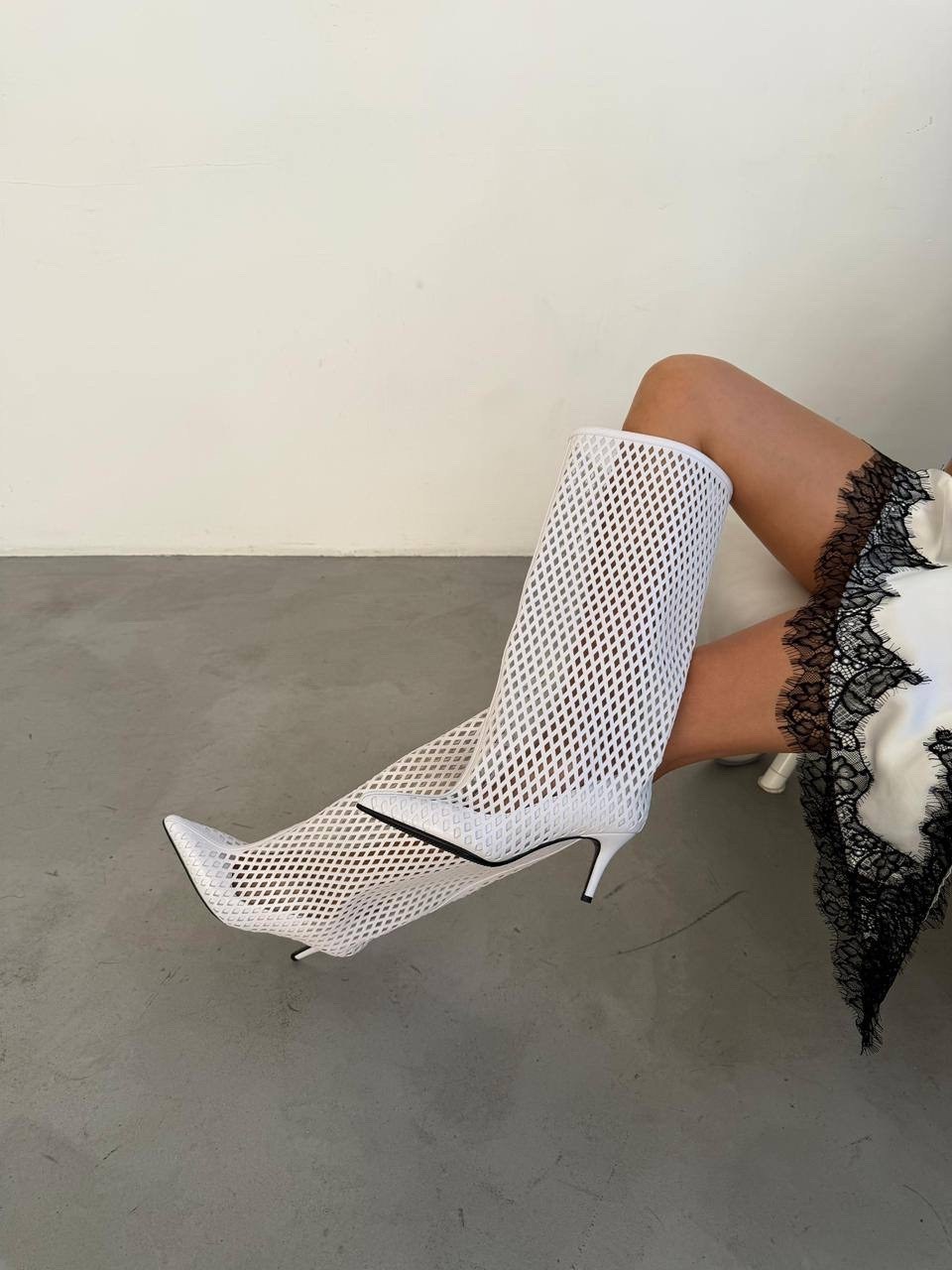 туфли в сеточку,модные сапоги,высокие сапоги,сетчатые ботильоны,каблуки сапоги