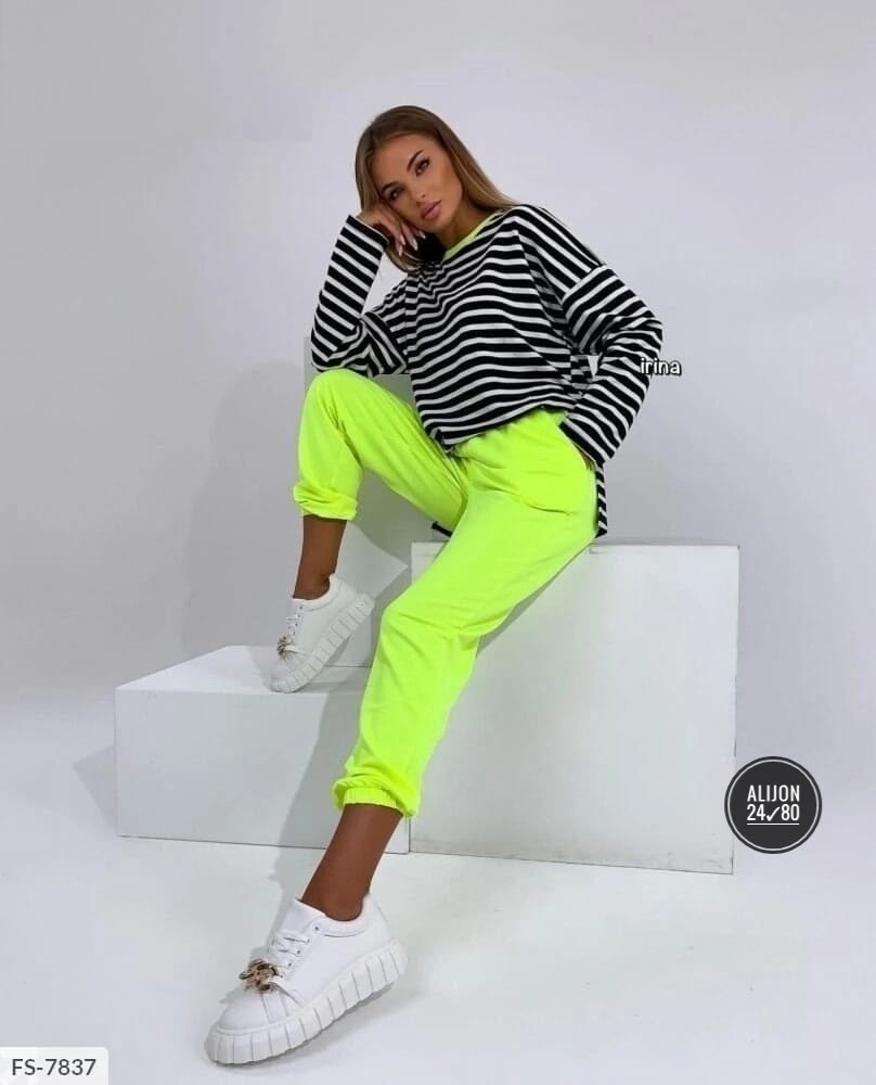 ,костюм двойка свитшот и брюки,костюм женский,свитшот и брюки,костюм двойка женская