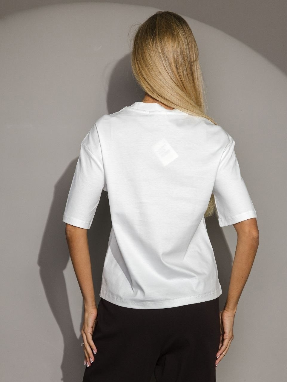 брюки стильные,брюки спортивные,брюки женские,костюм с брюками,широкие брюки