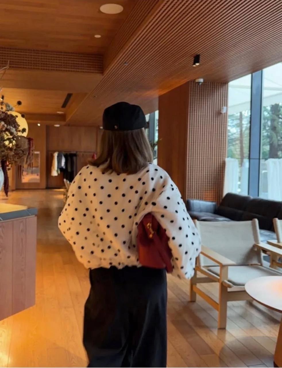 куртка демисезонная,женская куртка,куртка,куртка женская белая,куртка с принтом