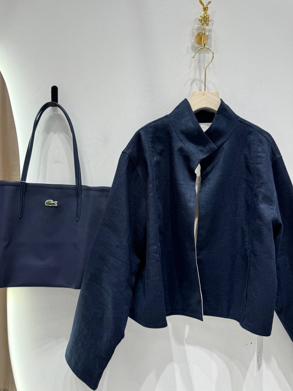 модная куртка,куртка женская,оверсайз куртка,куртка свободного кроя,легкая куртка