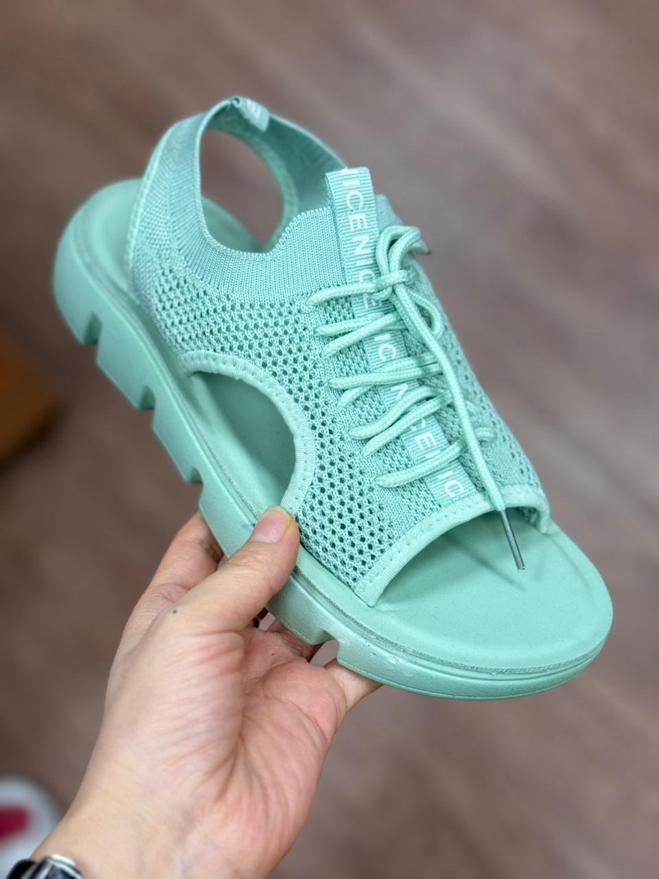 ,босоножки женские,женские босоножки на сплошной,босоножки эко,босоножки летние