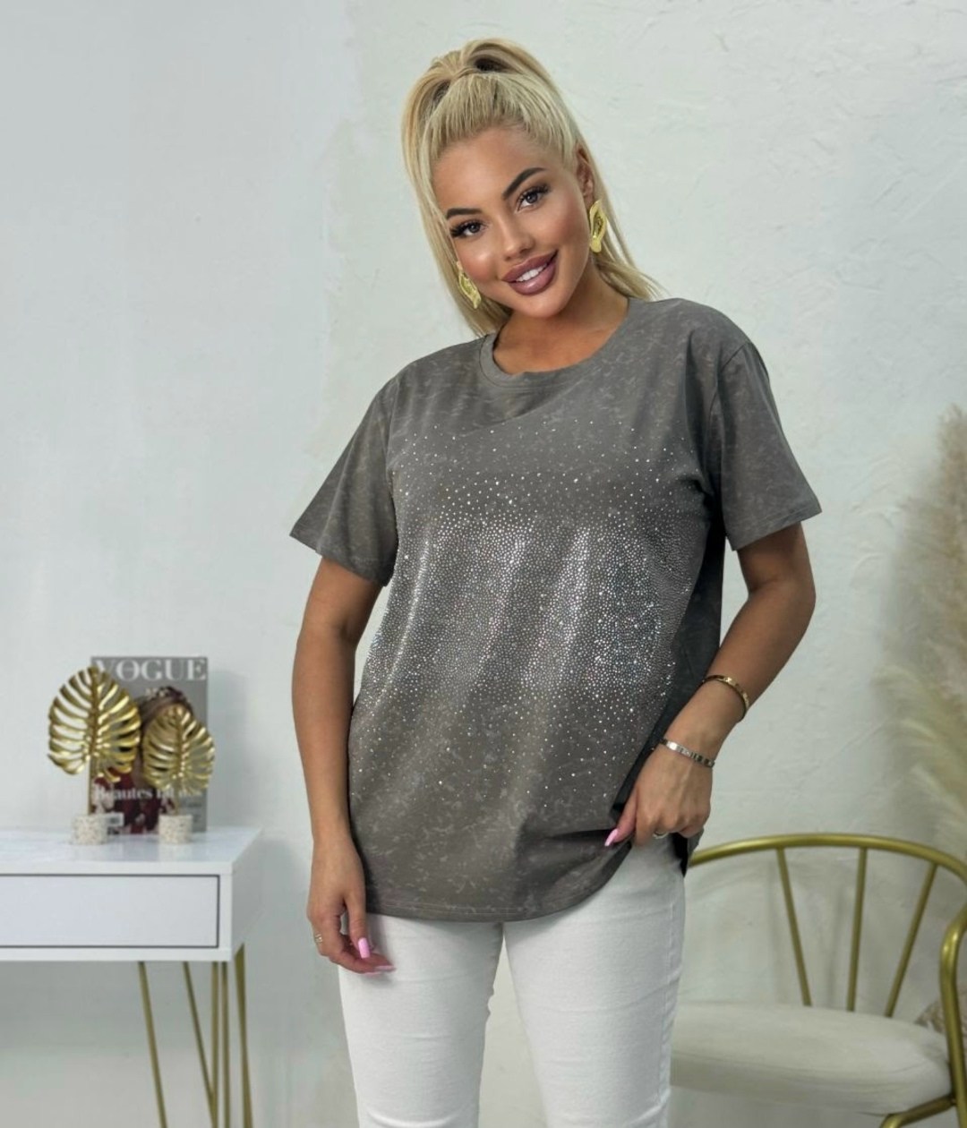 женская футболка,кофта женская,футболка оверсайз со стразам,футболки модные,одежда женская