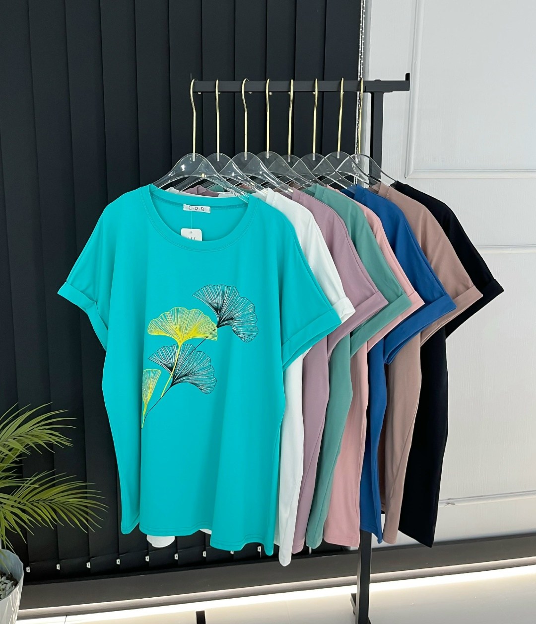 футболки женская,футболка белая женская,кофта женская,женские футболки с принтом,футболка стильная