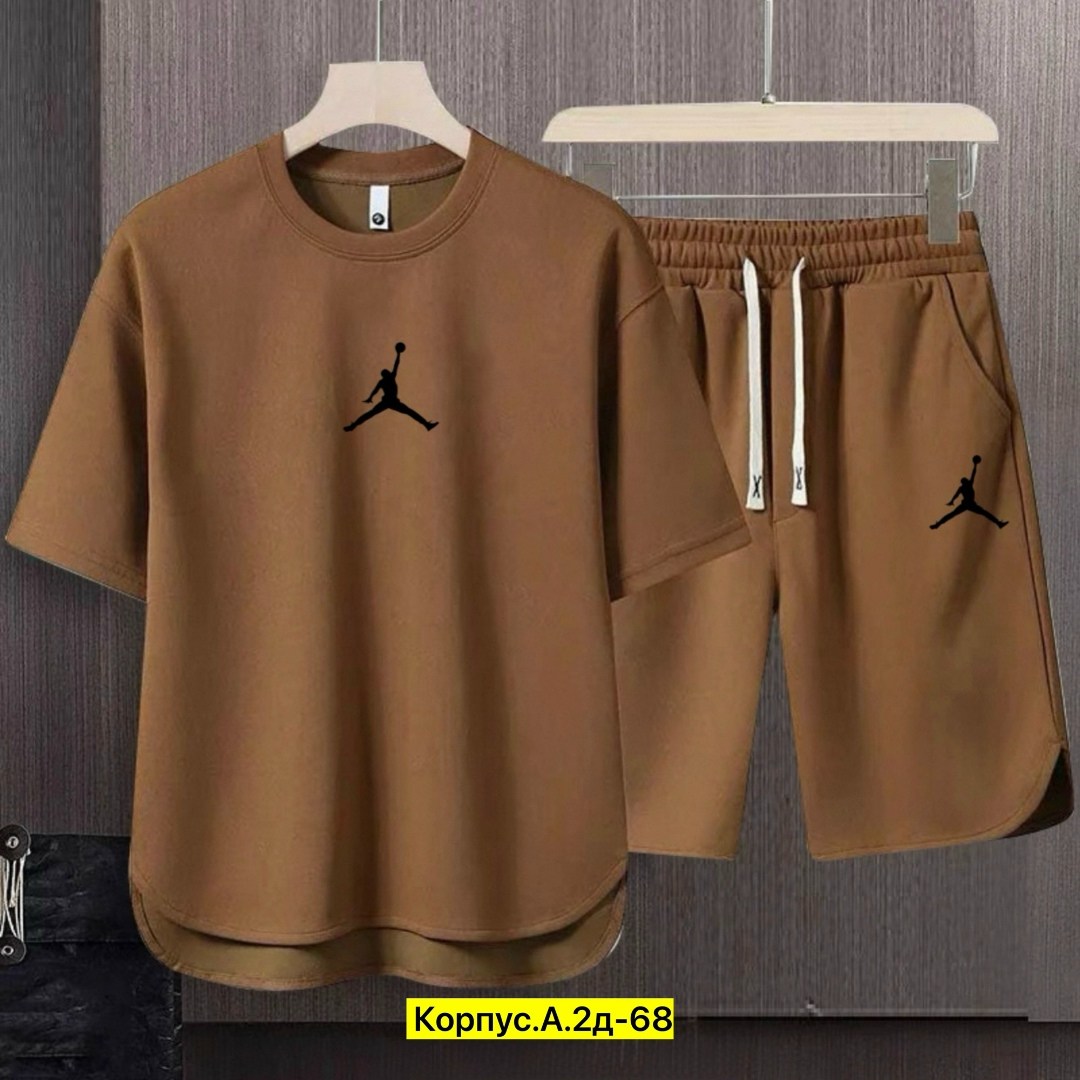 комплект одежды,костюм спортивный мужской,костюм с шортам,спортивные костюм с шортами,повседневный спортивный костюм