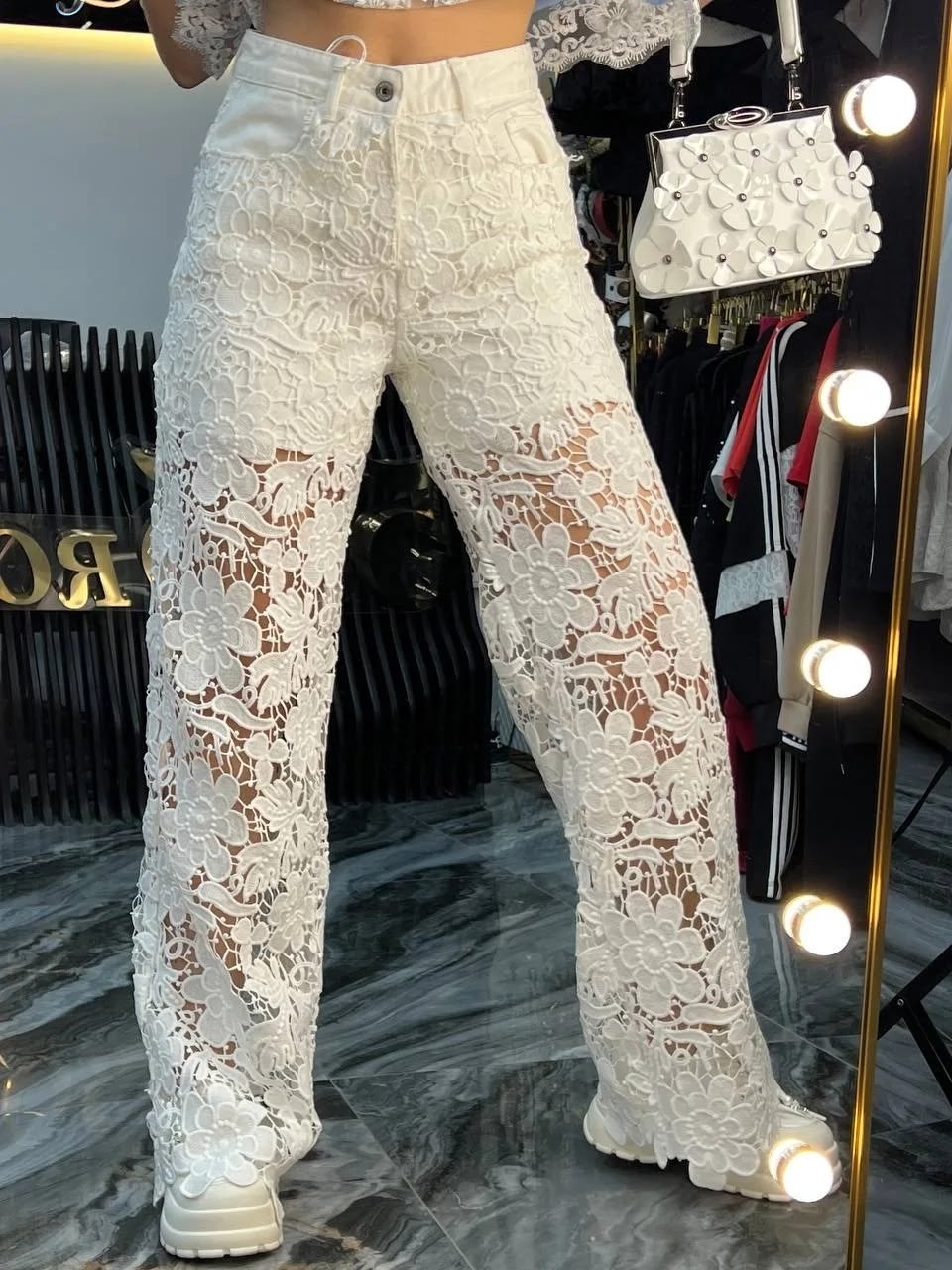 брюки клеш из гипюра fati collection,кружевные брюки,брюки из кружева,брюки с кружевом,женские кружевные брюки bcbgmaxazria