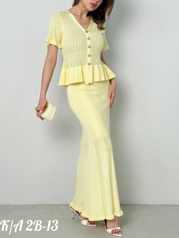 вязаная одежда крючком,вязаный костюм,трикотажные костюмы,вязаные костюмы женские,вязаный костюм с юбкой