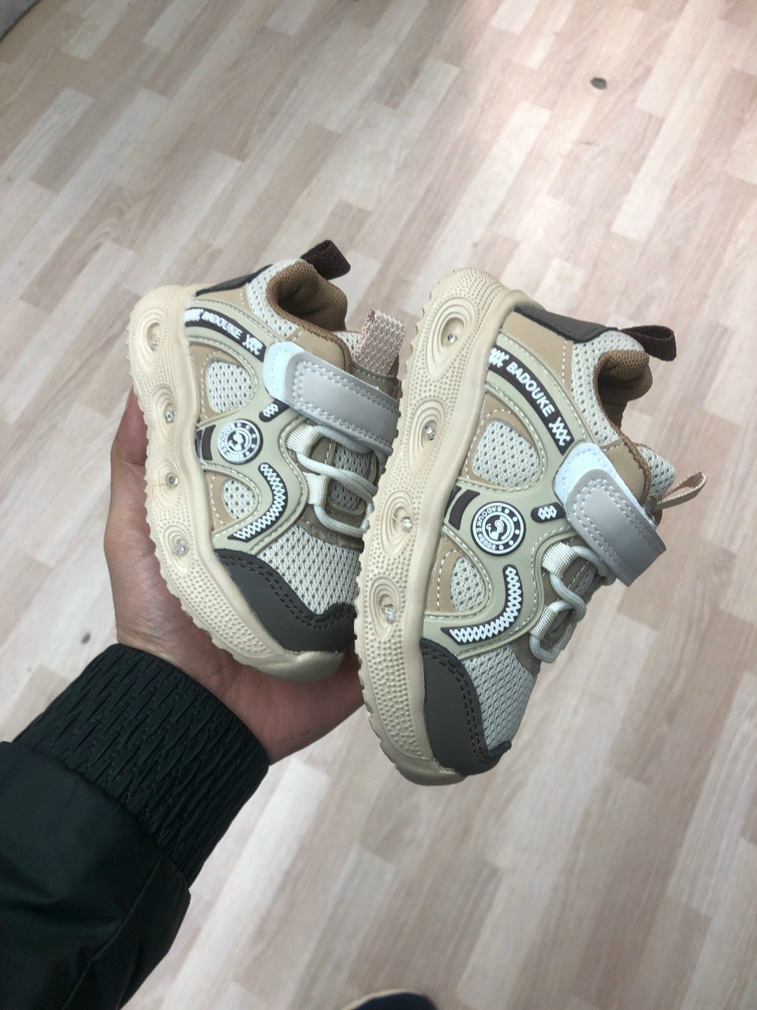 кроссовки детские,кроссовки для малыша,кроссовки для мальчика, кроссовки,кроссовка детская