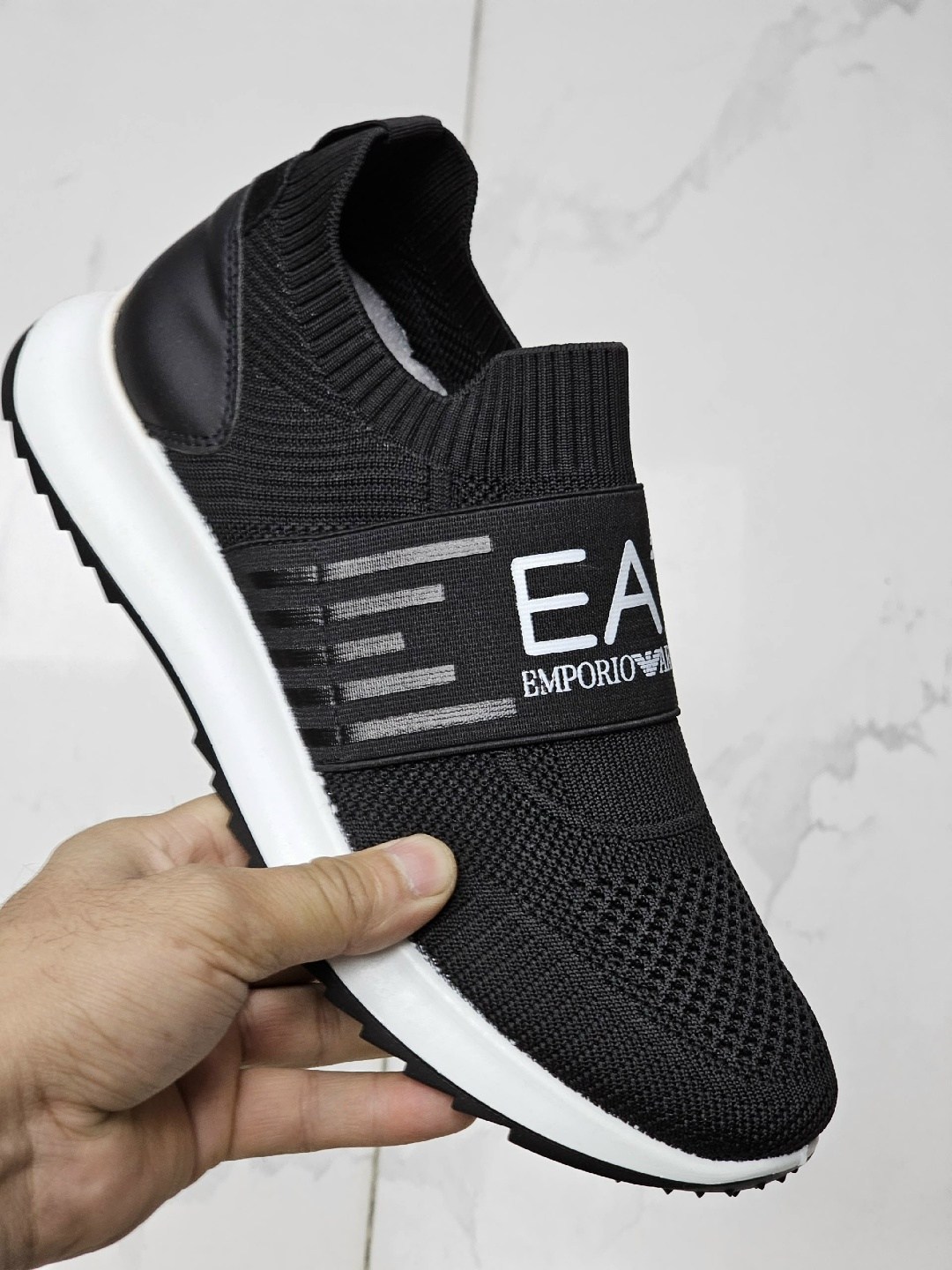 ,кроссовка мужской,мужские кроссовки,кроссовки армани,спортивная