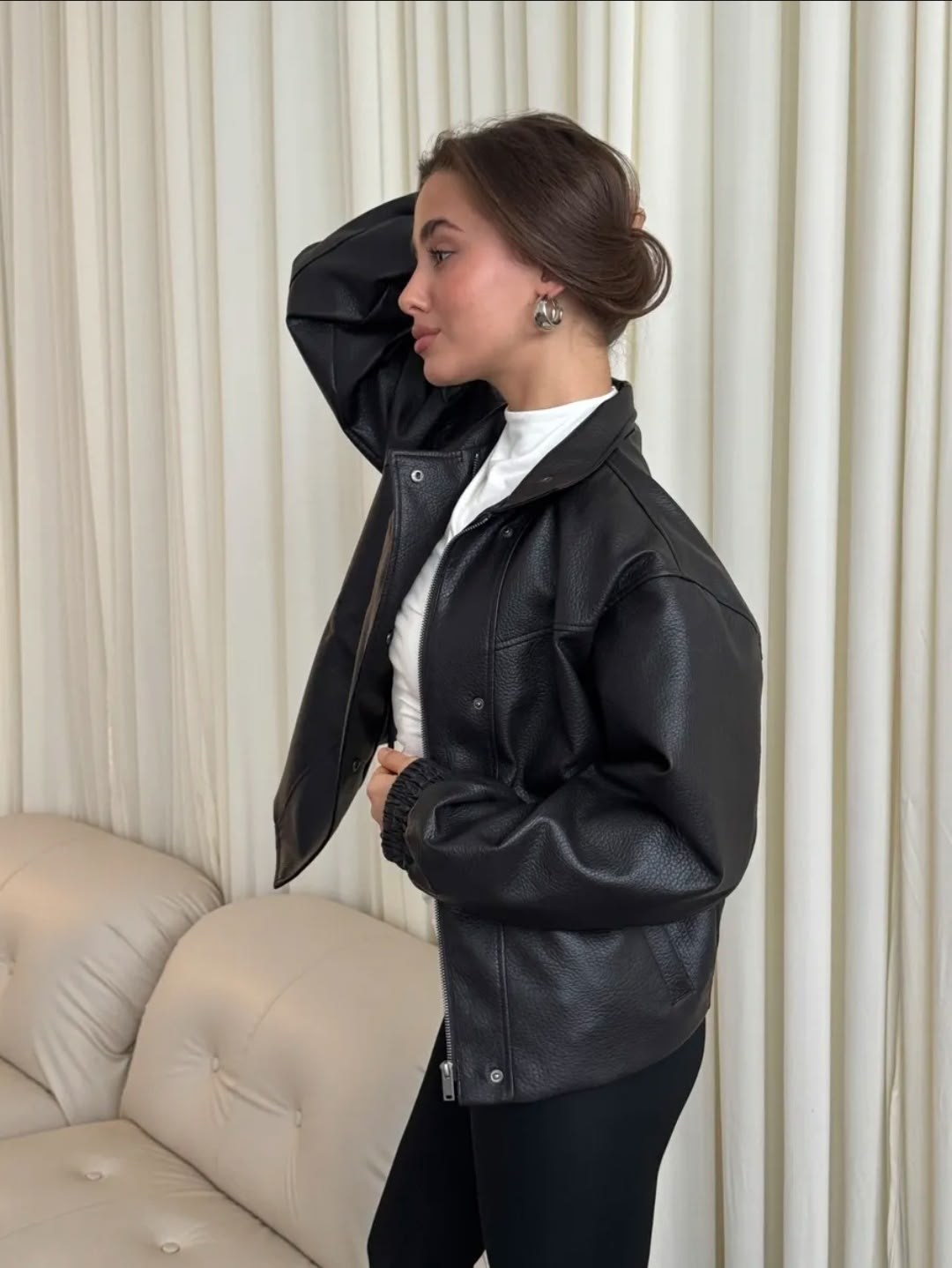 кожаная куртка,куртка кожаная женская,модные кожаные куртки,женская куртка из искусственной кожи,куртка бомбер