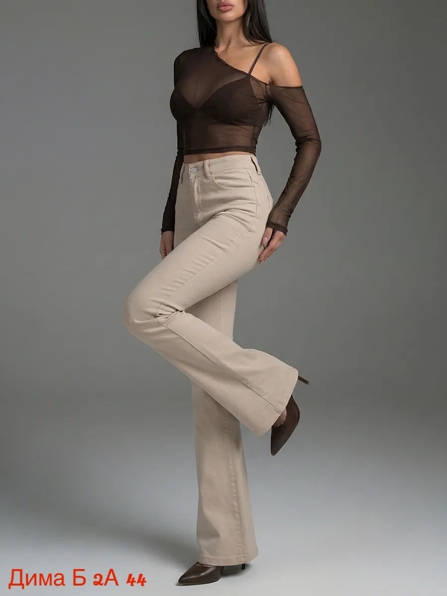 женские джинсы,расклешенные джинсы,модные джинсы,бежевые джинсы женские,бежевые джинсы