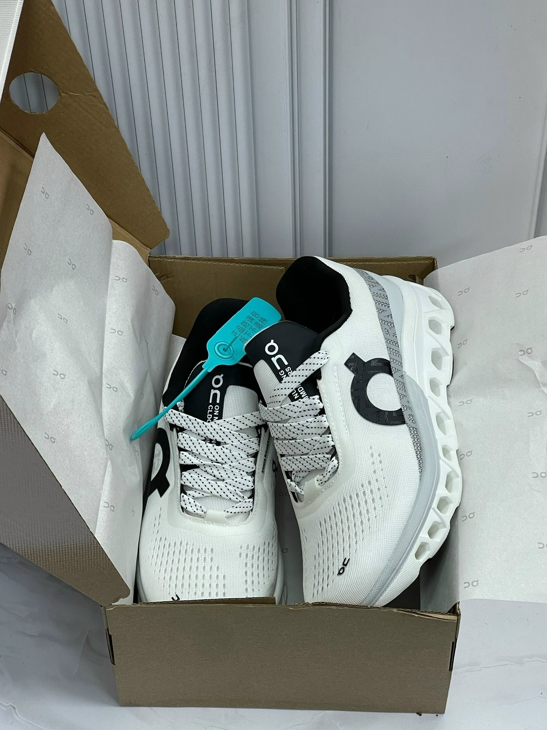 on cloudmonster кроссовки,женские кроссовки,,кроссовки on cloudmonster белый,дышащие кроссовки