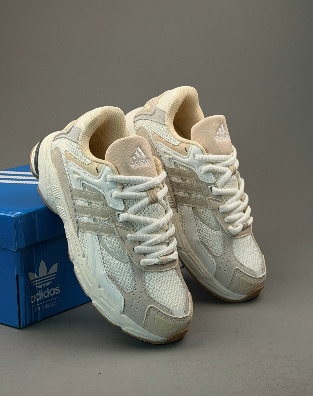 кроссовки adidas,кроссовки adidas response cl,кроссовки adidas response,бежевые кроссовки adidas originals response cl,кроссовки adidas originals response