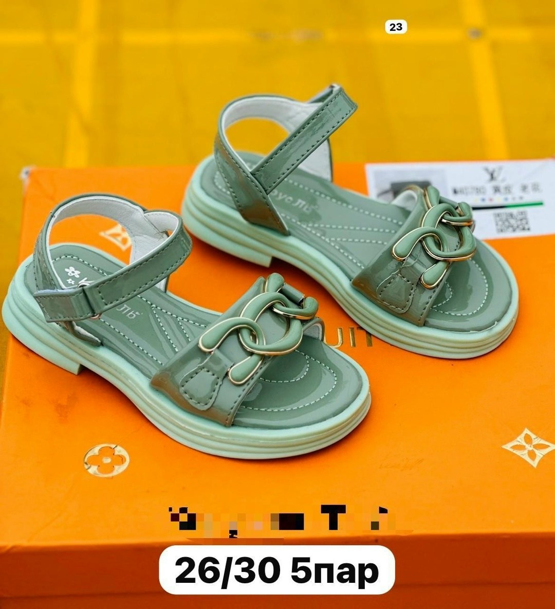 кроссовки женскиe,кроссовки модные женские,кроссовки модные,повседневные кроссовки,кроссовки цветные