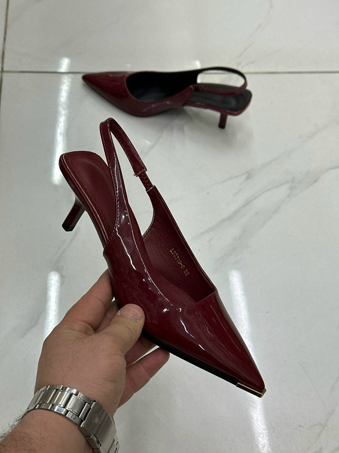 ,бордовые туфли,туфли miu miu,туфли лодочки женские,женская