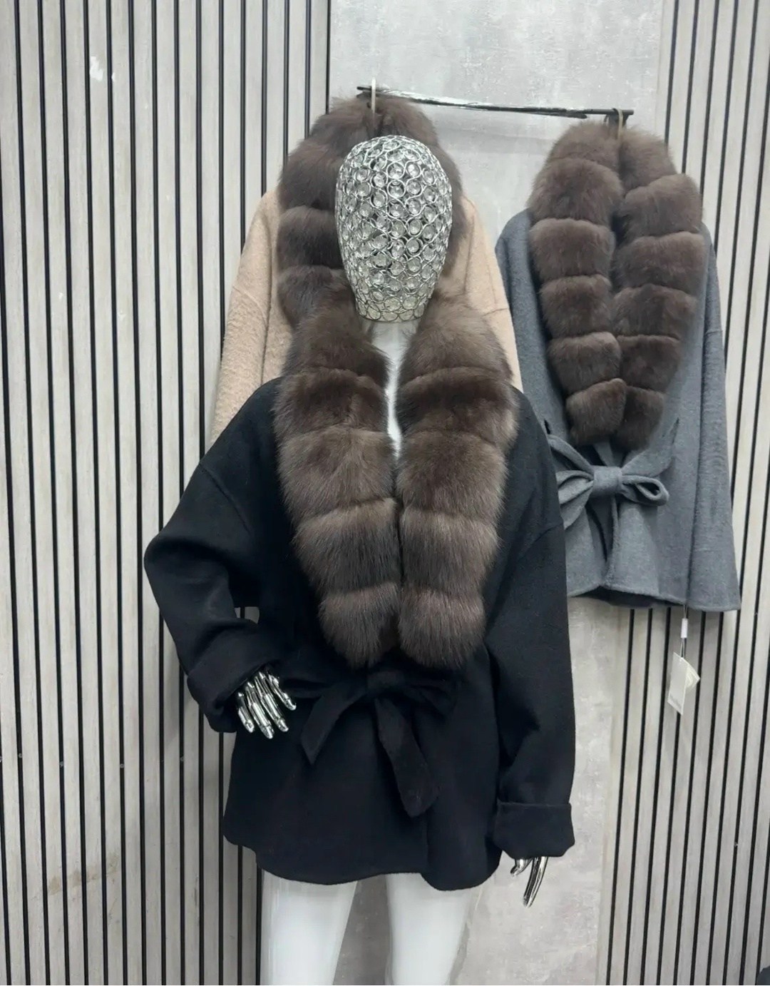 зимнее пальто женское,пальто кашемировое с мехом песца,пальто с мехом,кашемировое пальто женское с мехом,пальто с мехом женское