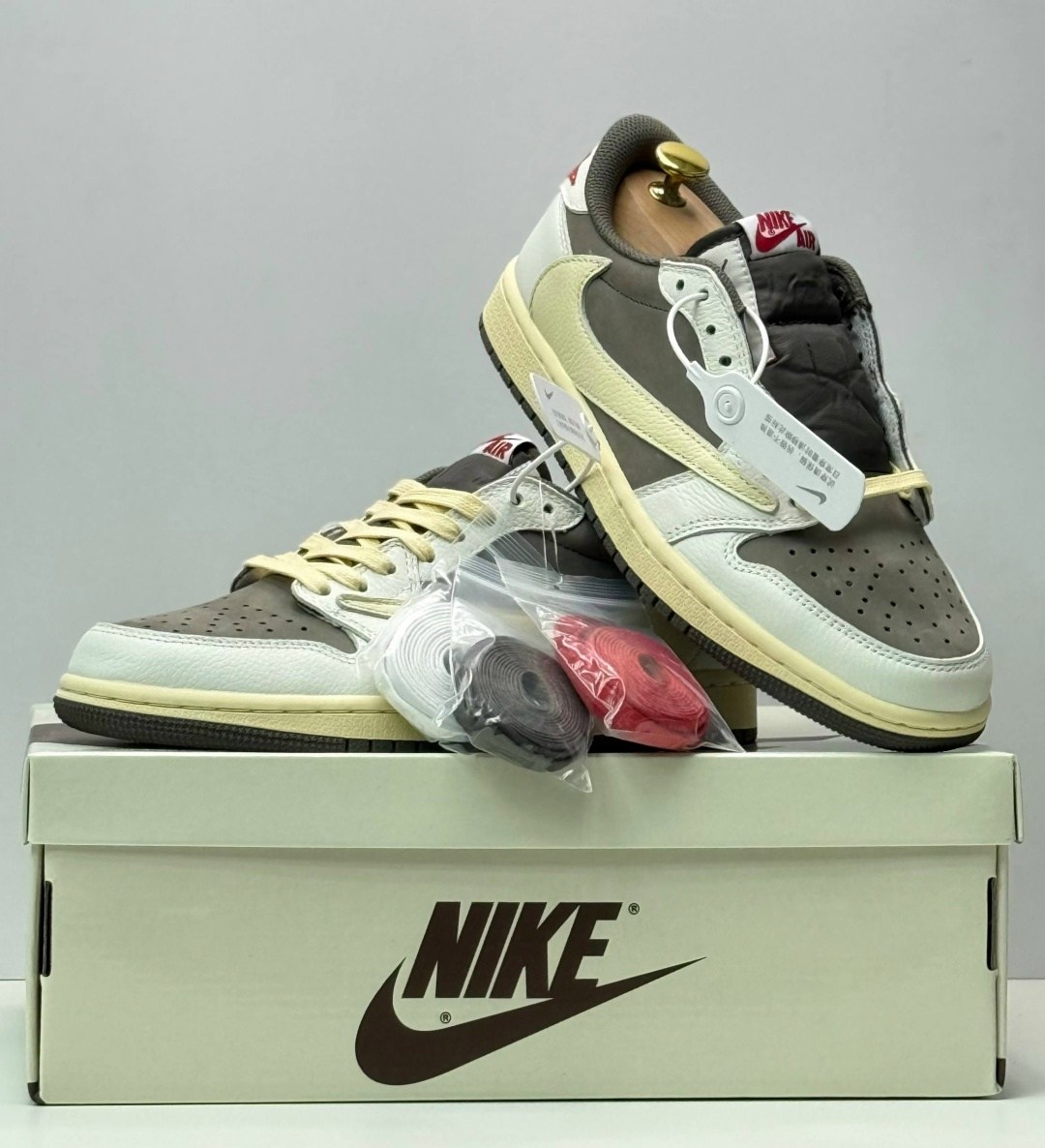 nike air jordan 1 low travis scott reverse mocha,nike air jordan 1 low travis scott,кроссовки travis scott x nike air jordan 1,кроссовки travis scott x air jordan 1 low,кроссовки nike travis scott x a