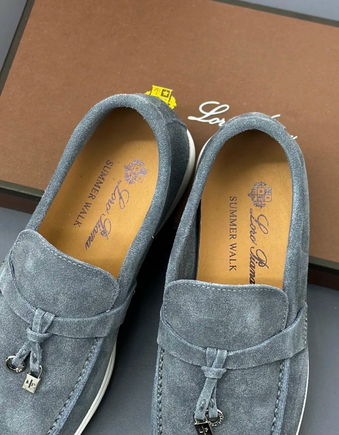 лоферы loro piana,,лоферы лоро пиано материал,лоферы женские loro piana,лоферы loro piana summer walk замшевые коричневые