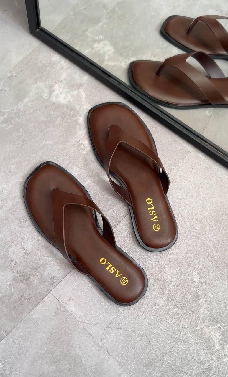 женские шлепанцы,,модные шлепанцы,шлепки женские,женские пляжные шлепанцы