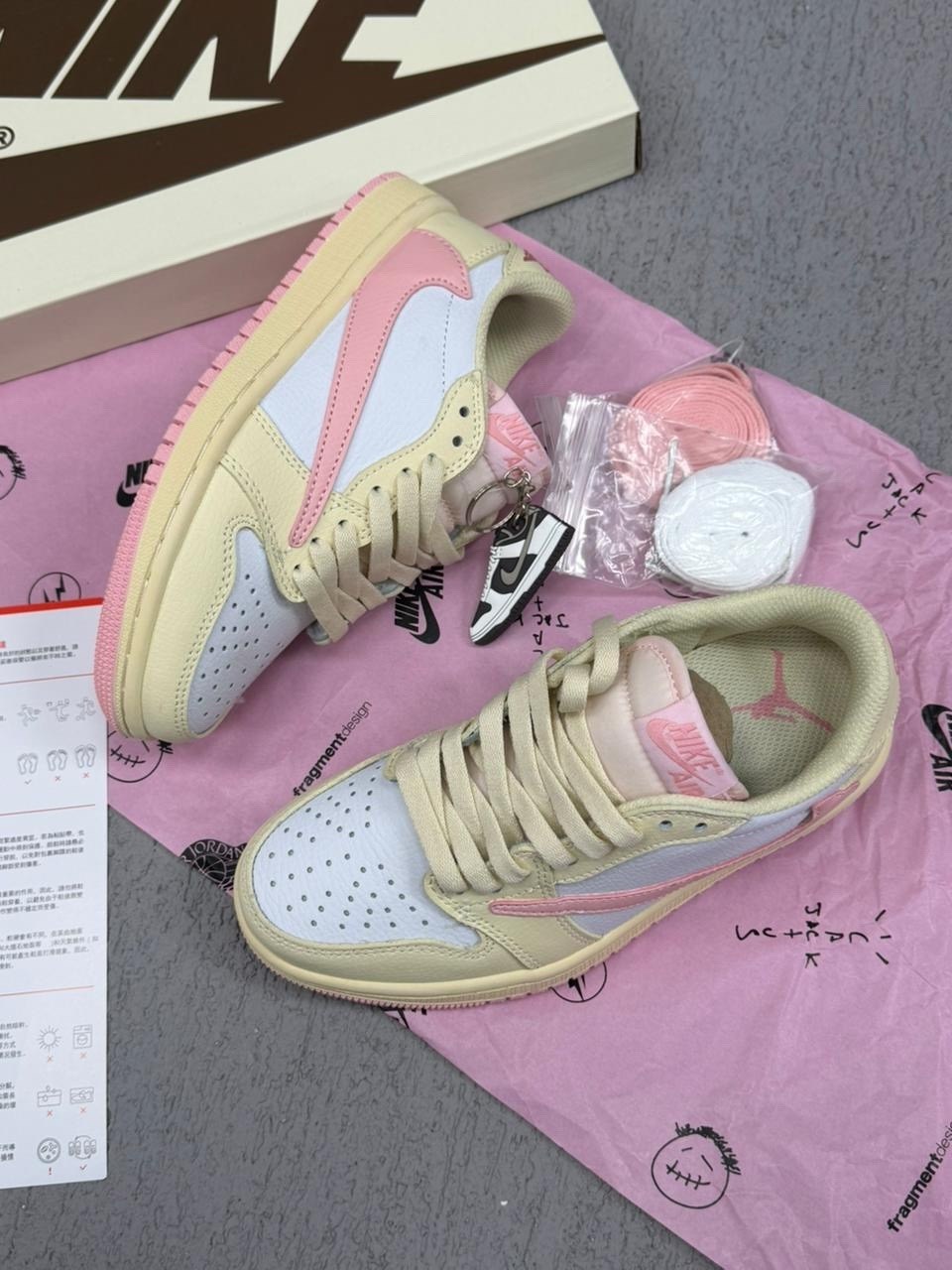 travis scott x air jordan 1 low sail/shy pink,travis scott x air jordan 1 low og shy pink,nike air jordan 1 low travis scott shy pink,nike air jordan 1 low shy pink x travis scott,кроссовки travis sco