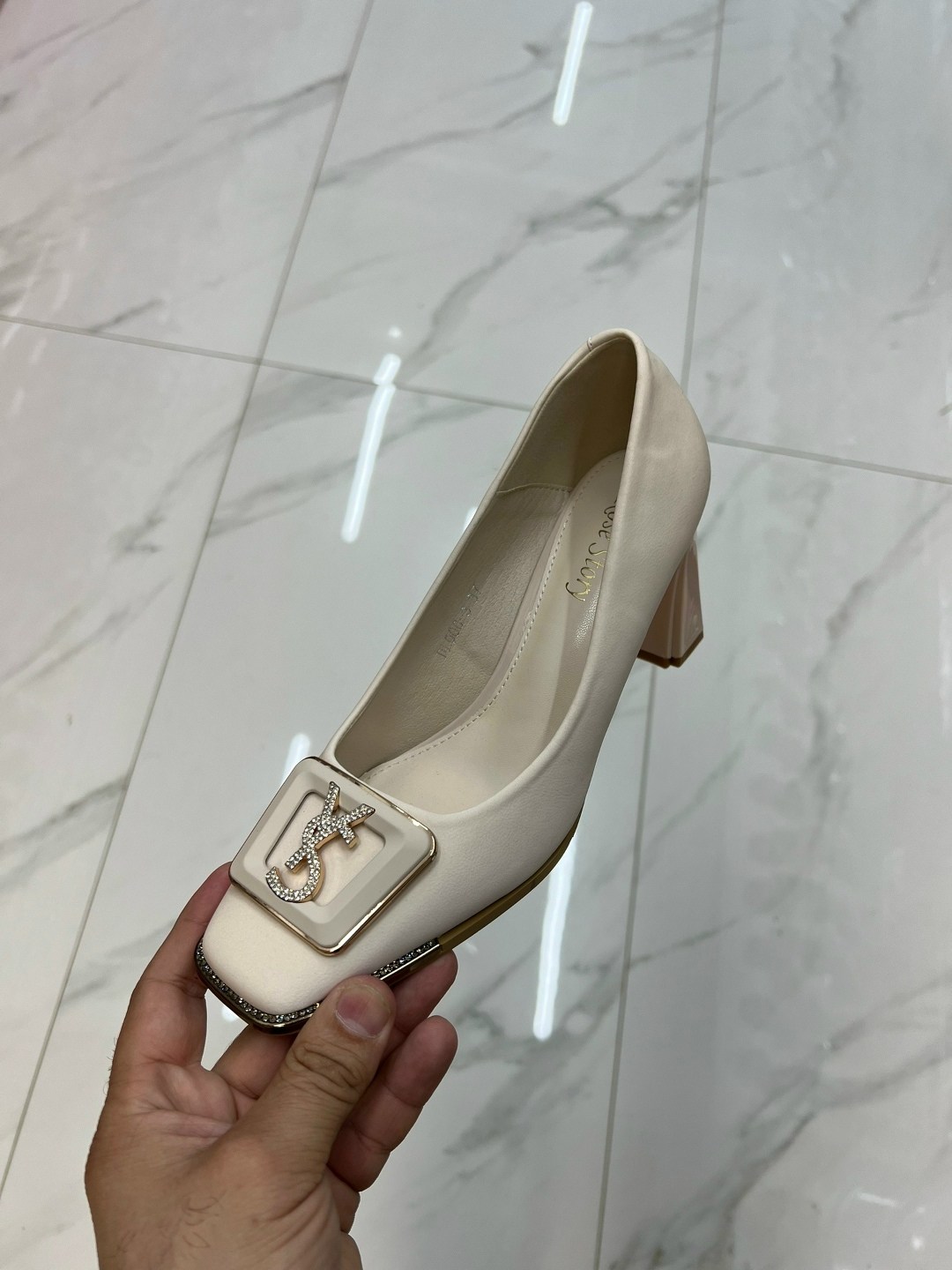 ,туфли женские,женская ,модные туфли,женские модные туфли