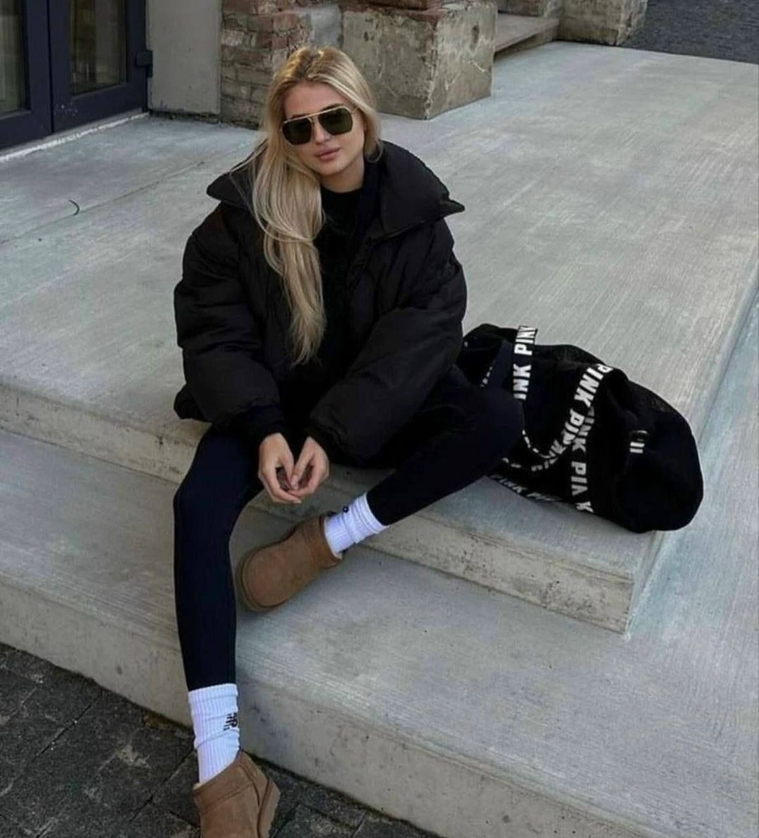 ugg outfit,ugg boots sweater style,outfits with leggings,ugg boots ootd fall 2026,outfit to wear with ugg boots