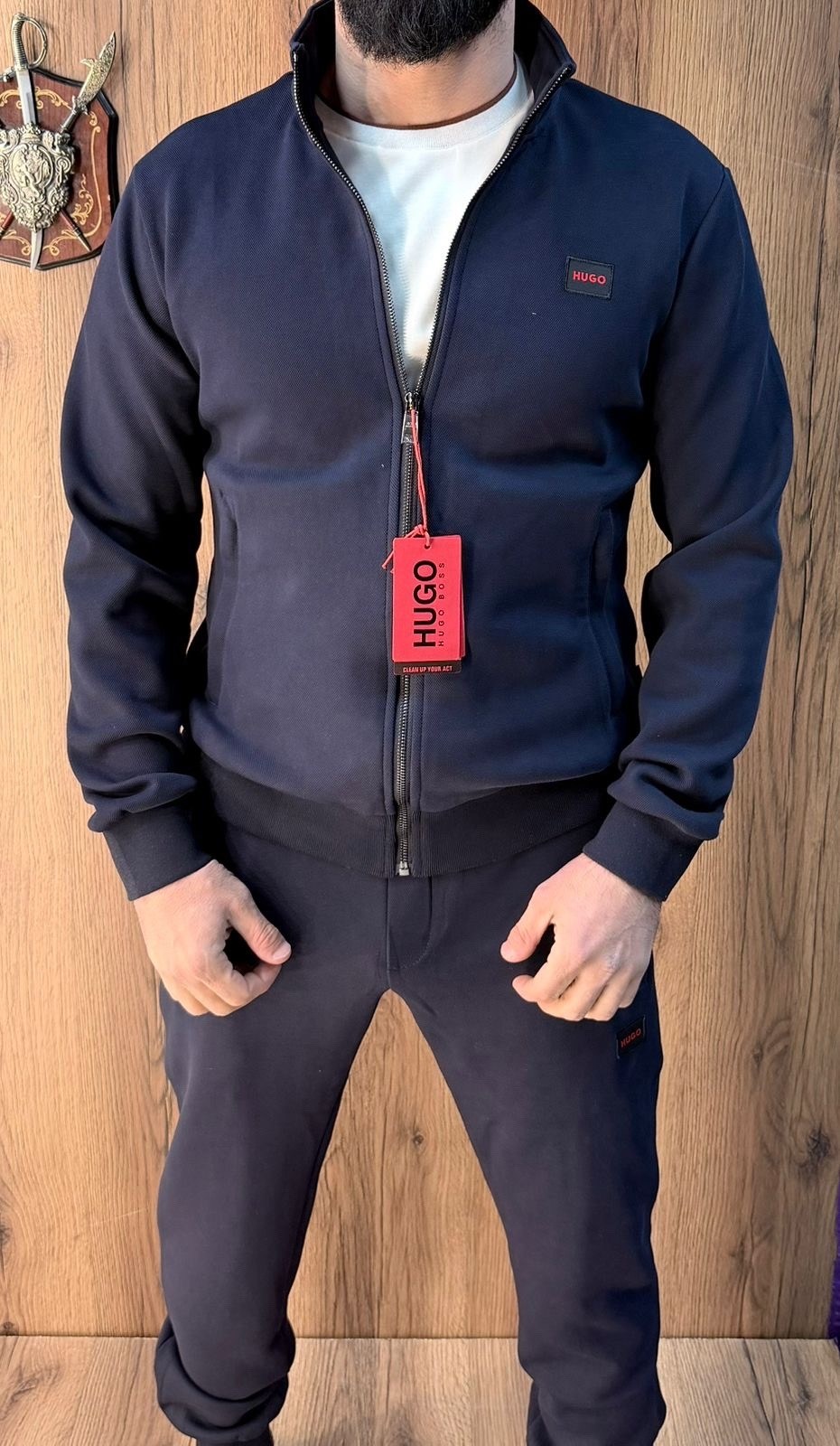 спортивный костюм hugo boss,спортивный костюм хьюго босс,костюм спортивный мужской hugo boss,спортивный костюм hugo,мужской спортивный костюм