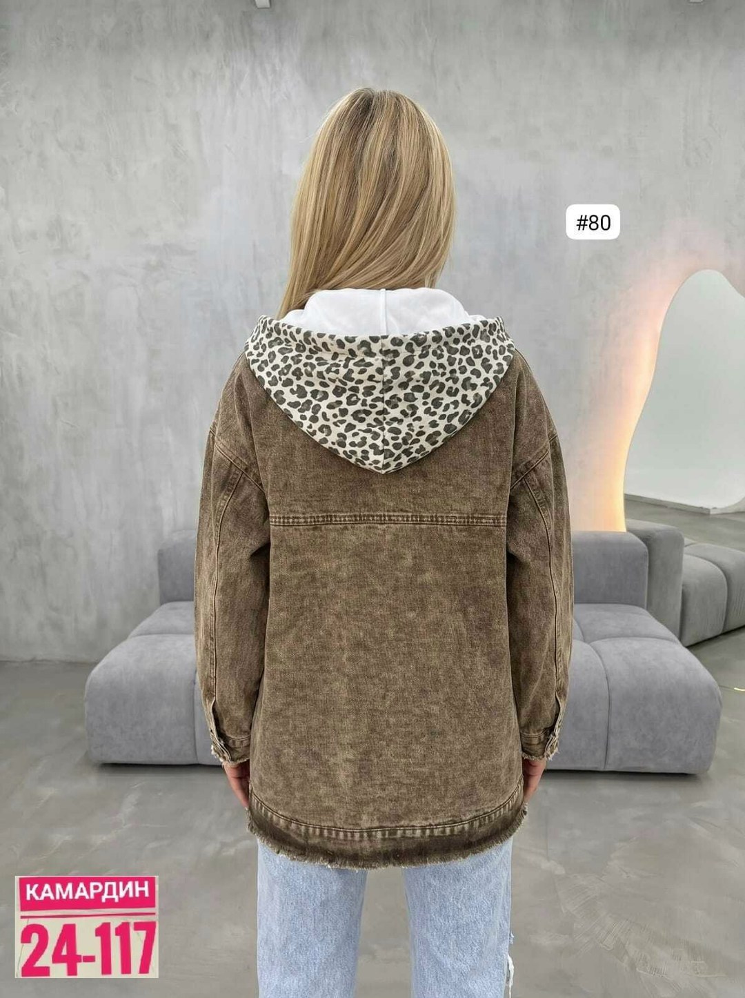 женская джинсовая куртка,джинсовая куртка,джинсовая куртка с капюшоном,женская джинсовая куртка с капюшоном,куртка женская