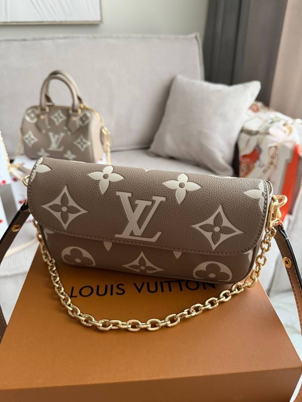 сумка louis vuitton,louis vuitton сумка на плечо,louis vuitton bag,женская сумка louis vuitton,сумка через плечо louis vuitton