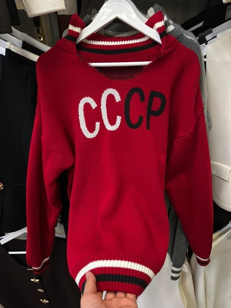 серый свитшот,кирилл серебренников,мужские свитшоты,свитер лаврова с надписью «ссср»,джемпер толстовка