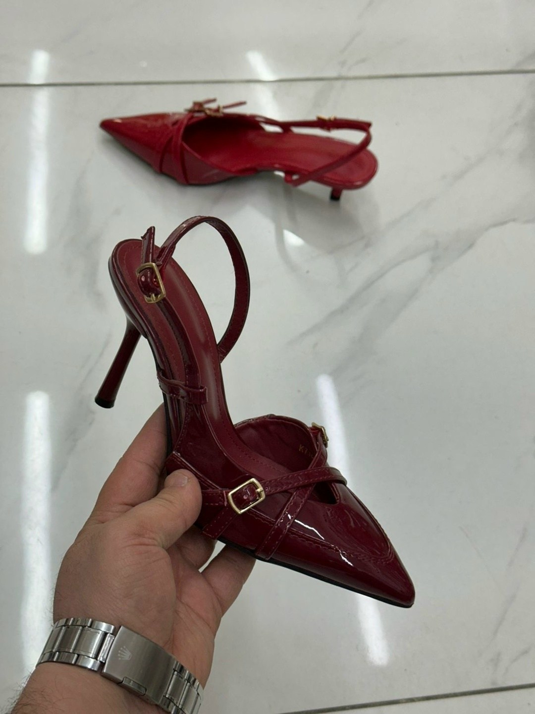 ,бордовые туфли,туфли miu miu,туфли лодочки женские,женская