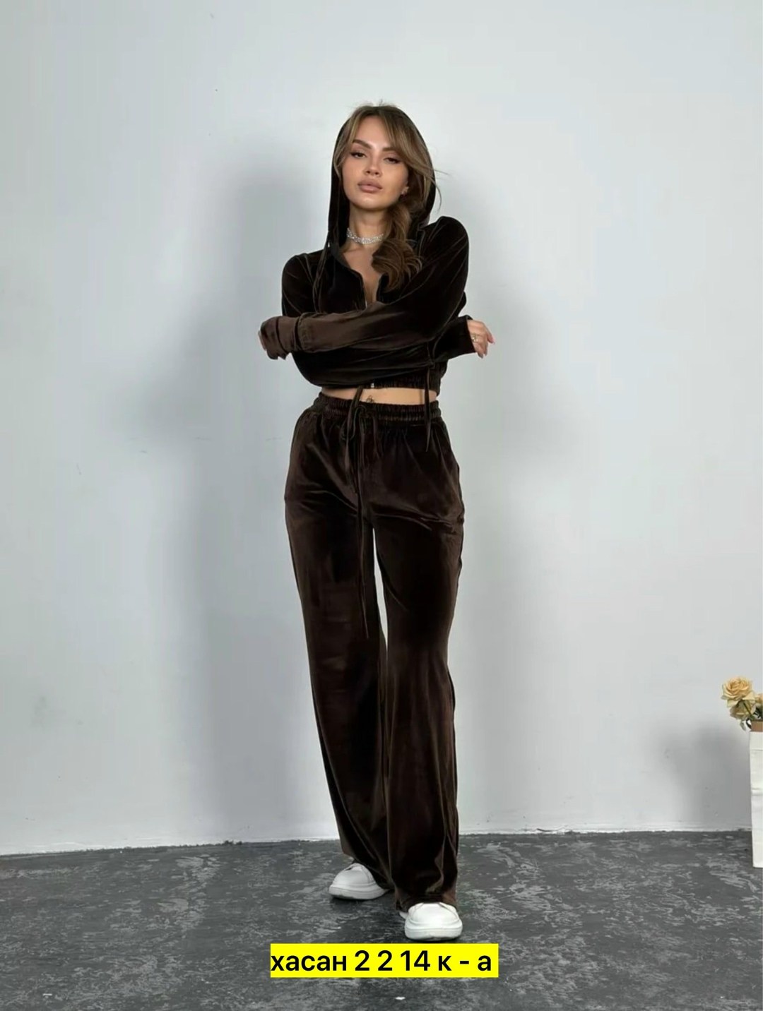 костюм велюровый спортивный,костюм женский велюровый,костюм велюровый спортивный saraфа цвет черный,костюм велюровый двойка,костюм велюровый спортивный sarafa