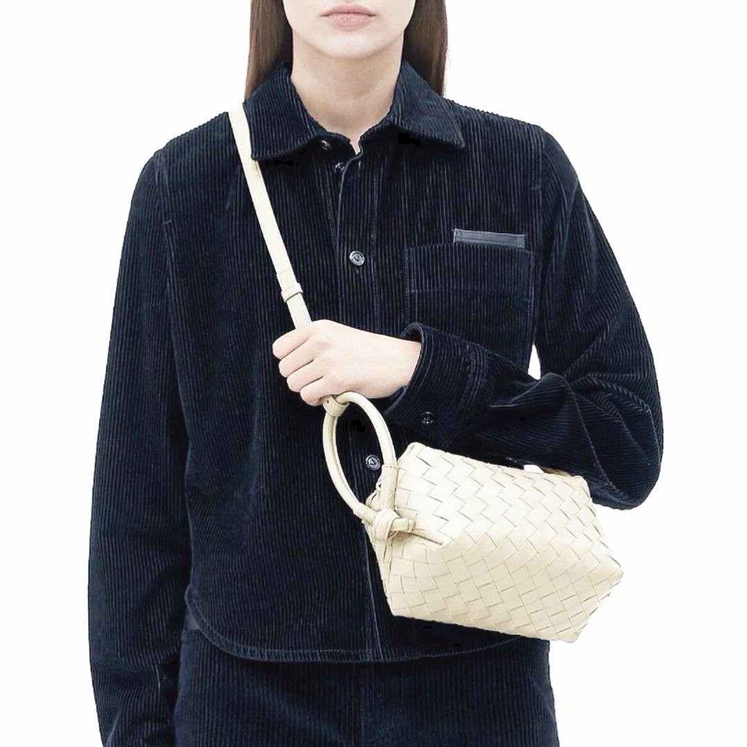 bottega veneta сумка,сумка боттега венета бежевая,сумки,женская сумка,bottega veneta