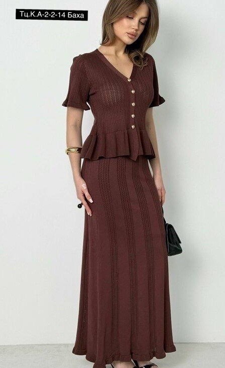 вязаные костюмы,костюм с юбкой,кофточка,вязаная безрукавка,вязаный костюм с юбкой