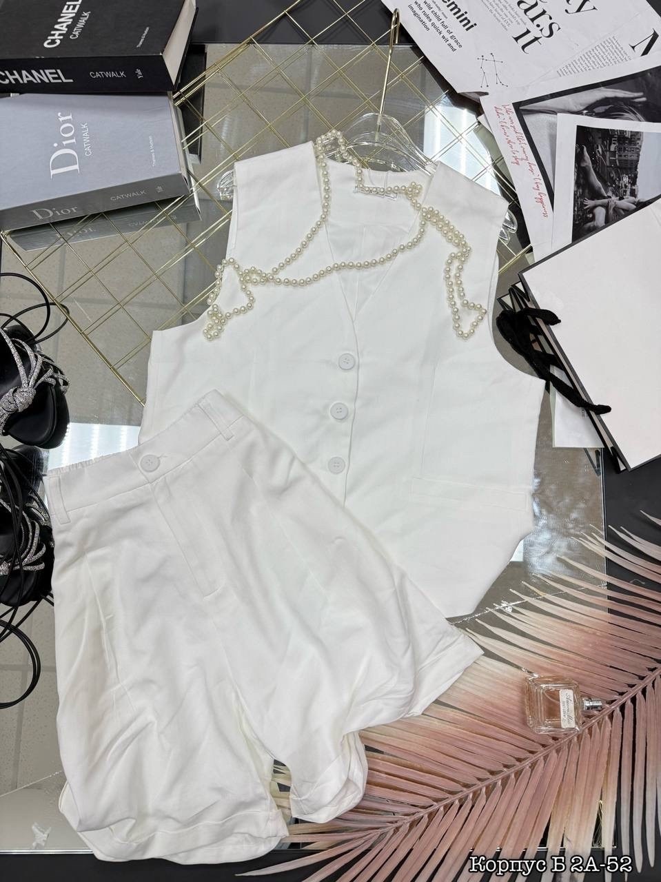 женские жилеты,белая одежда,летние костюмы,костюм с шортами
