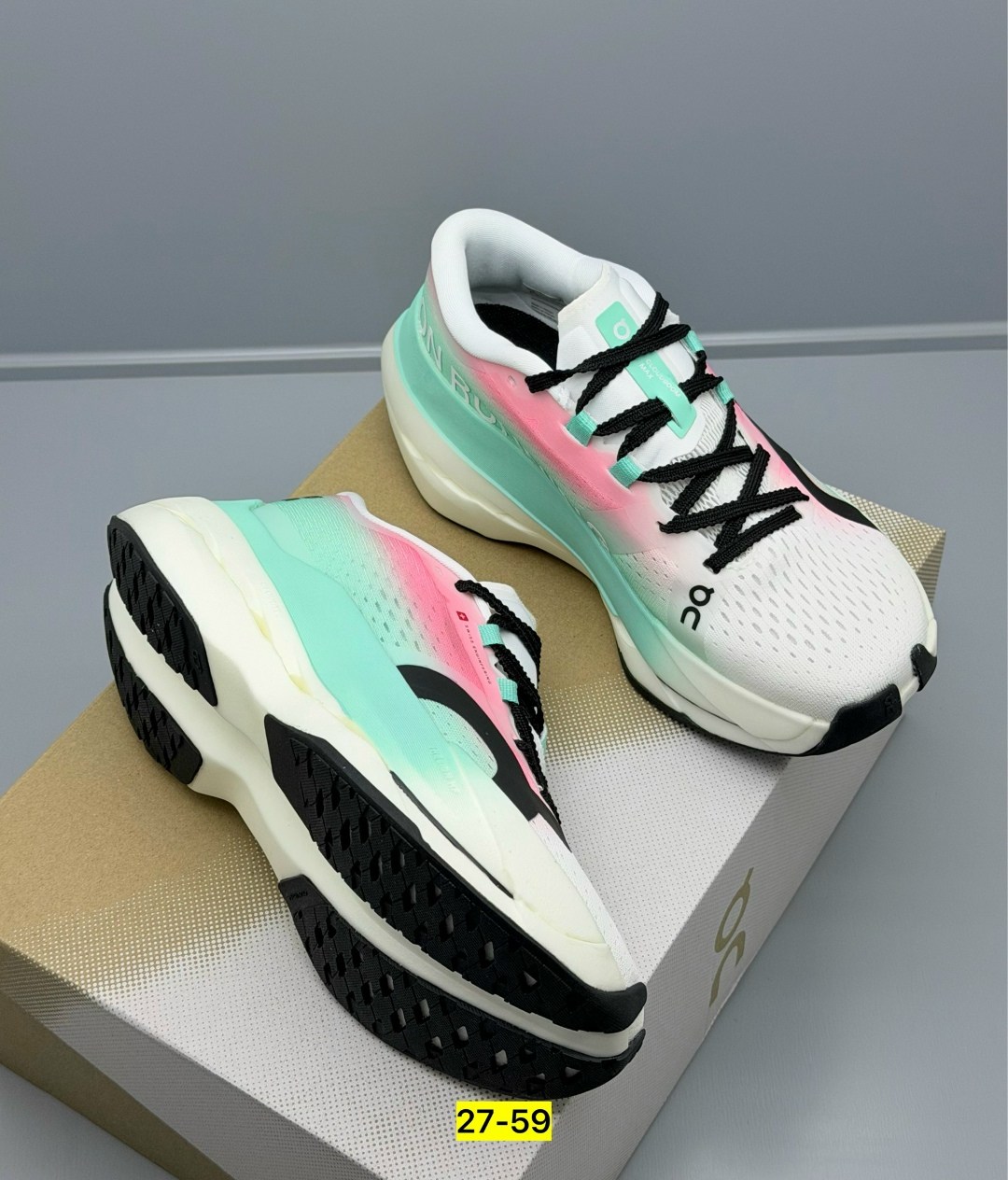 кроссовки,кроссовки беговые,спортивные кроссовки,спортивная ,кроссовка