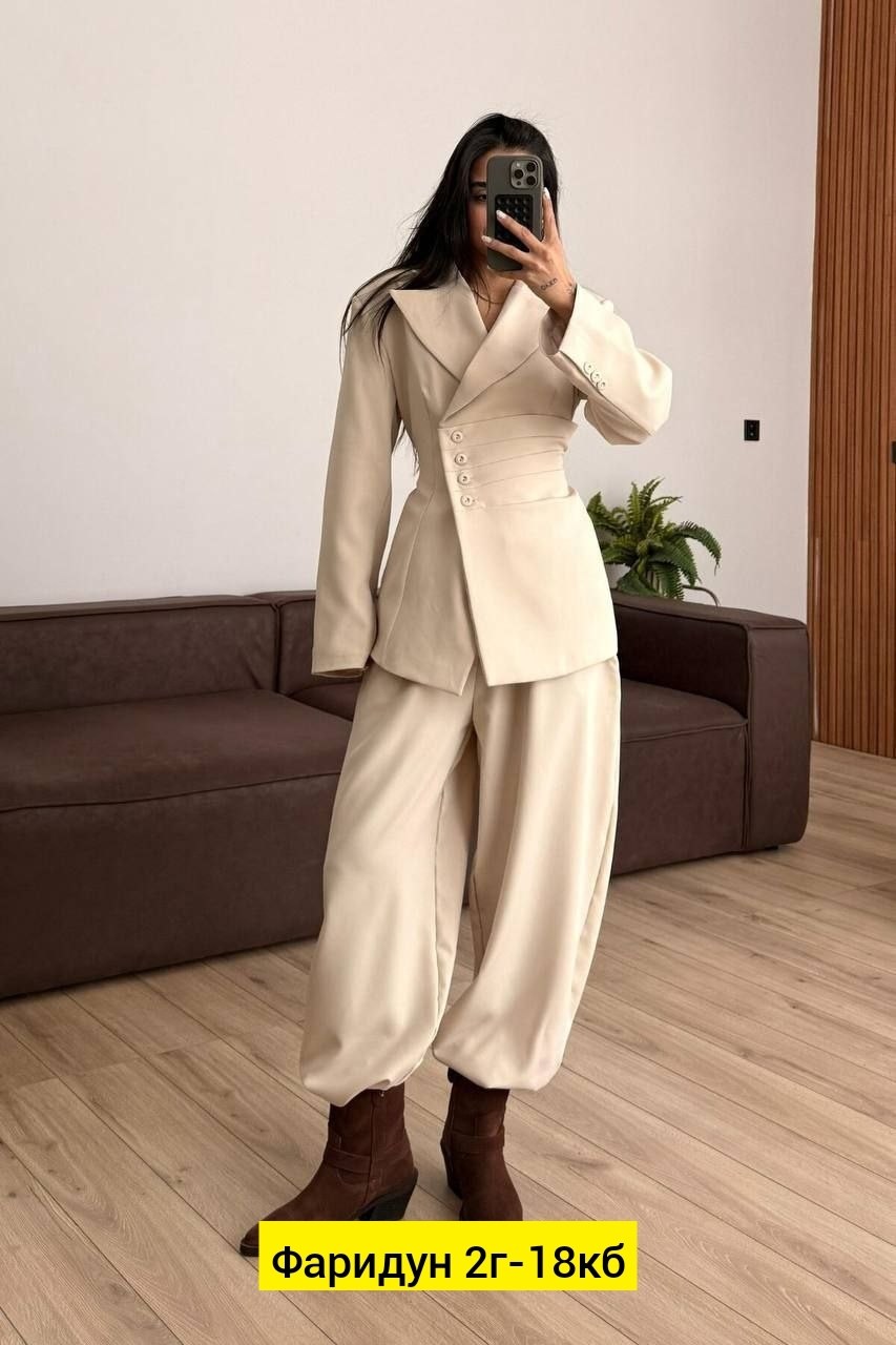 костюм с брюками,костюм классический,классический брючный костюм,женские брючные костюмы,классический брючный костюм желтый