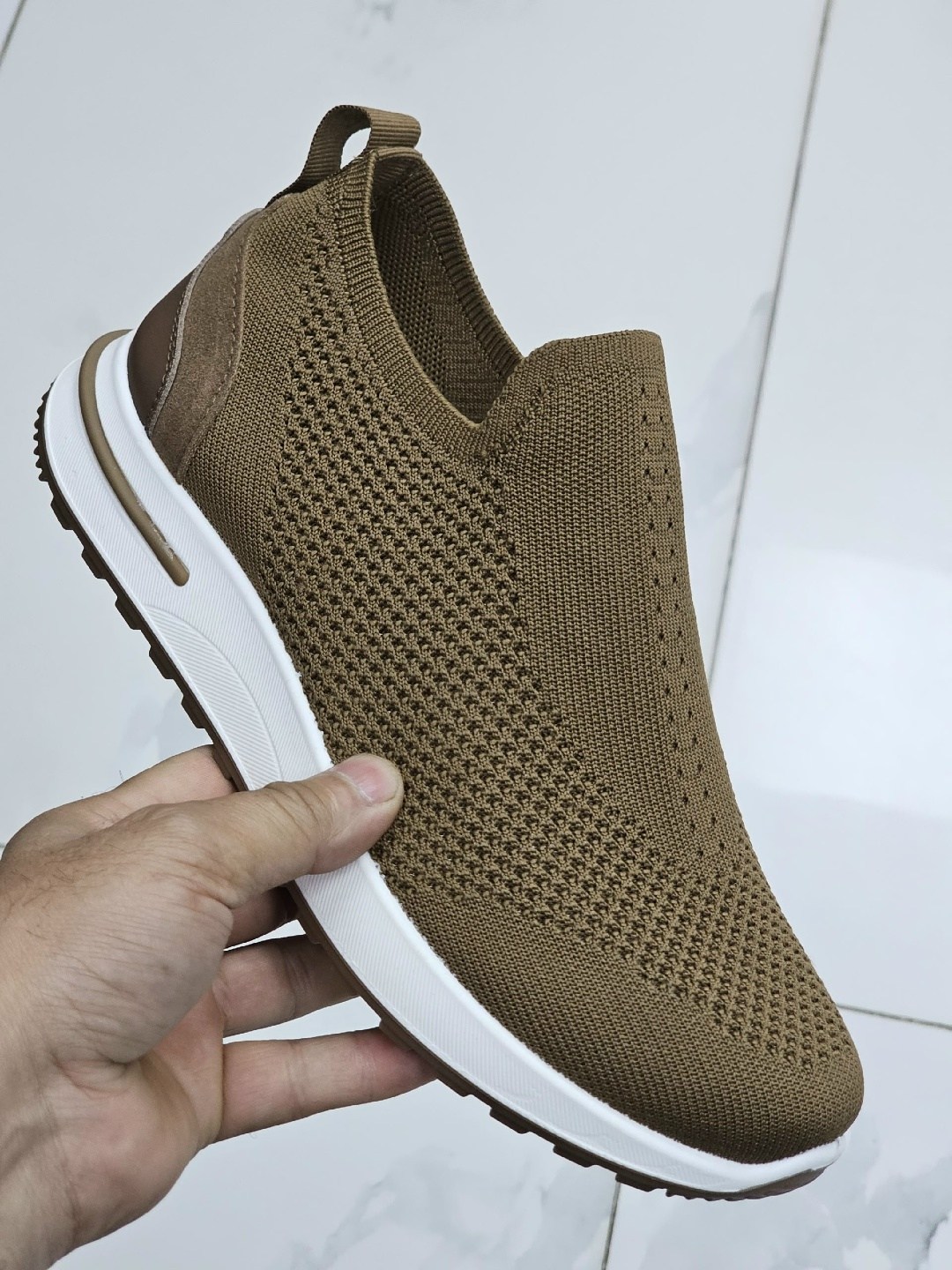 ,кроссовка мужской,мужские кроссовки,кроссовки армани,спортивная