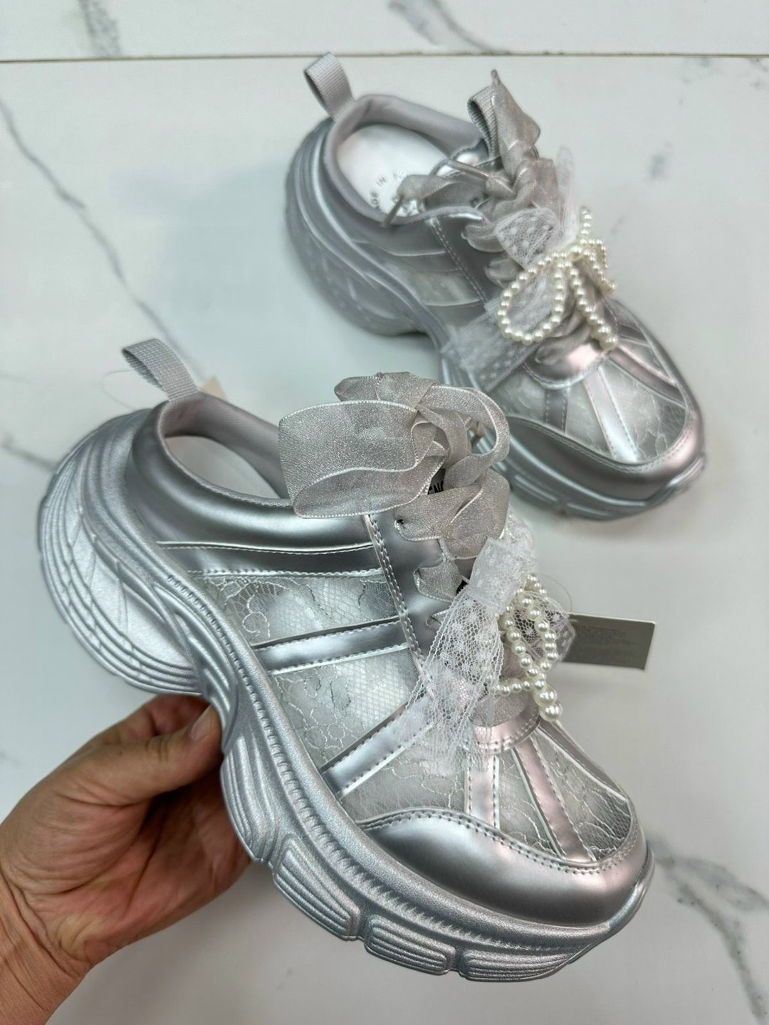 ,женские кроссовки,женские массивные кроссовки,массивные кроссовки,кроссовки модные