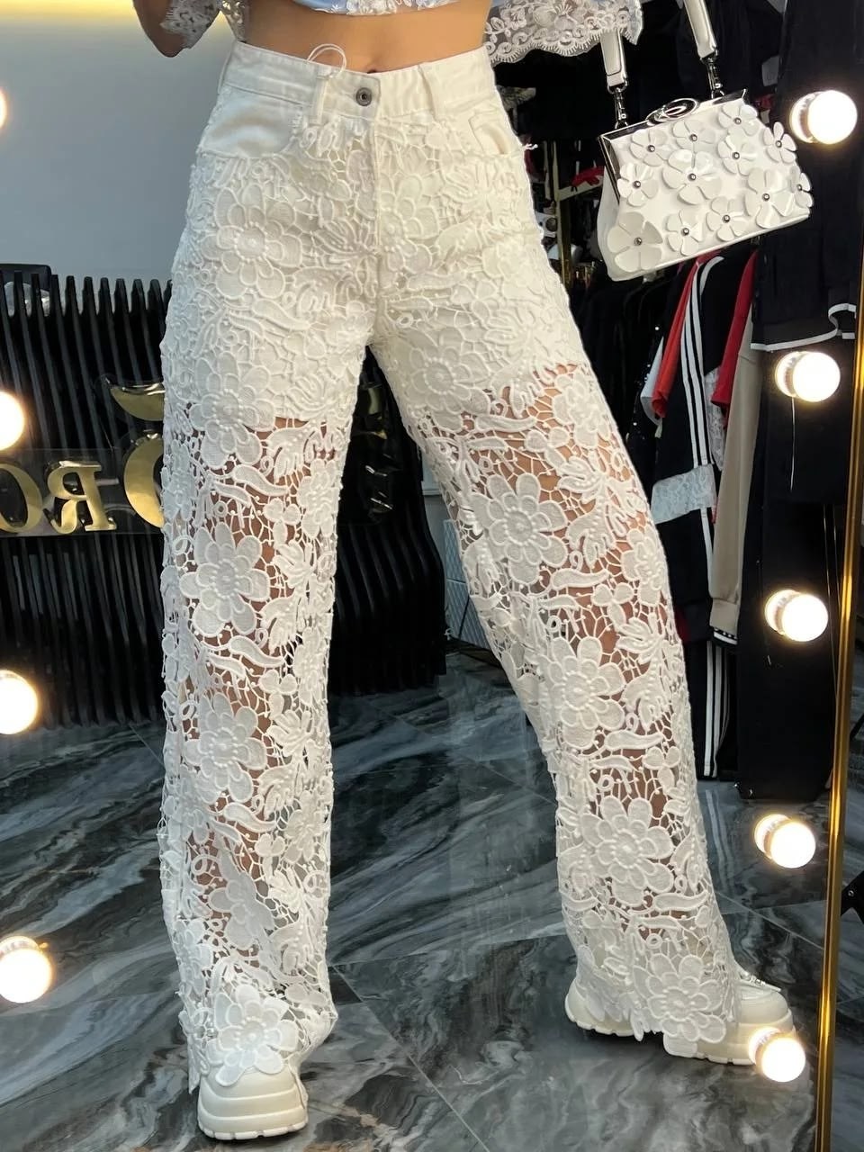 брюки клеш из гипюра fati collection,кружевные брюки,брюки из кружева,брюки с кружевом,женские кружевные брюки bcbgmaxazria