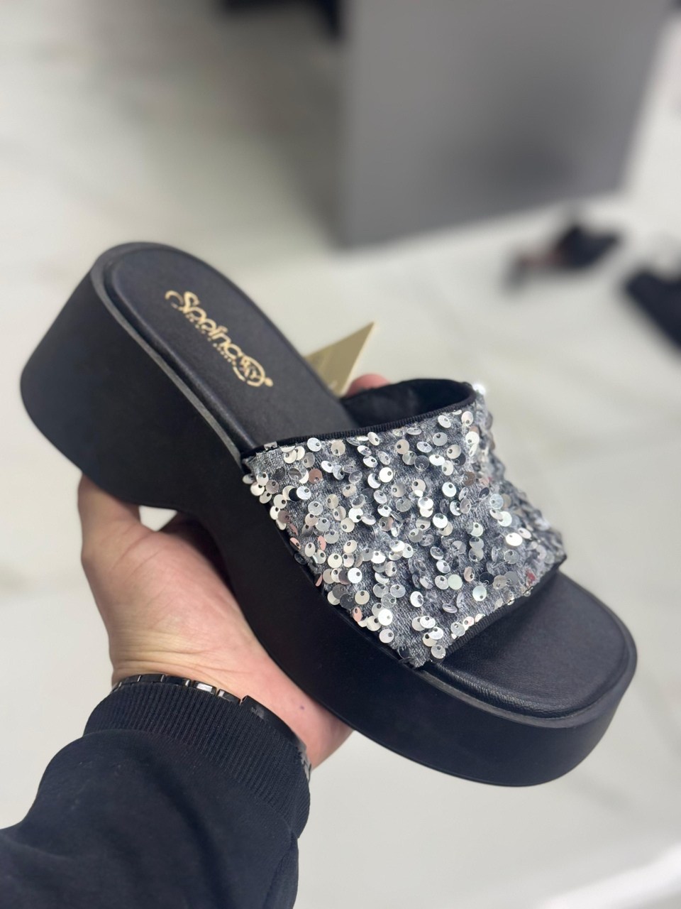 женские шлепанцы,шлепки на платформе,шлепанцы на платформе,босоножки шлепанцы,модные шлепанцы