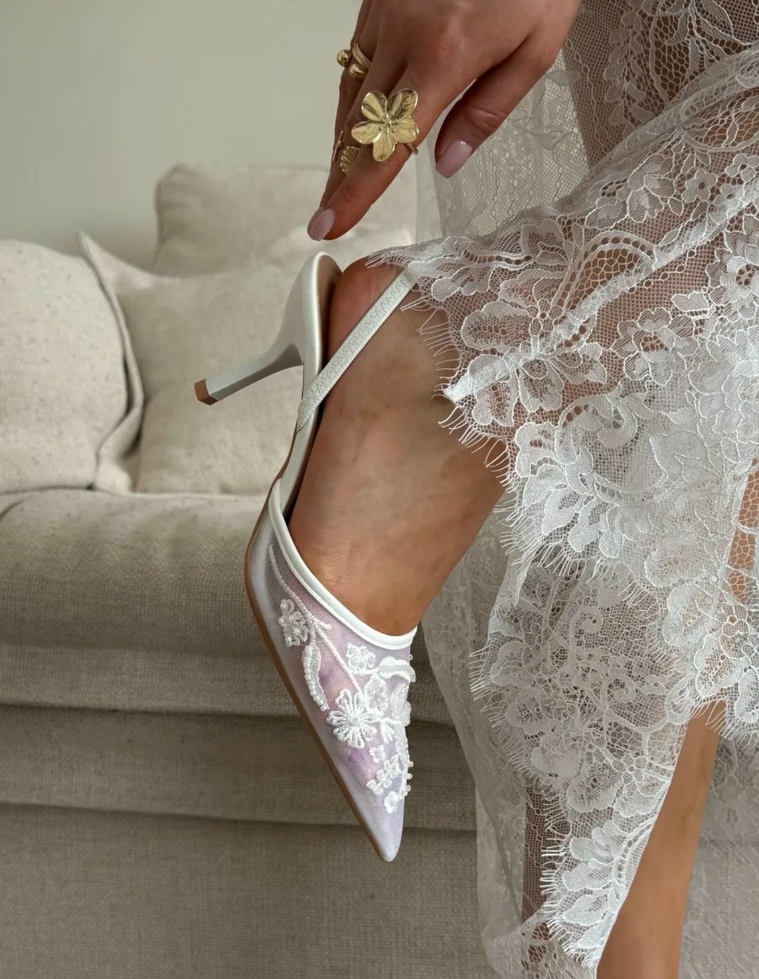 свадебное туфли,кружевное платье,свадебная ,женская