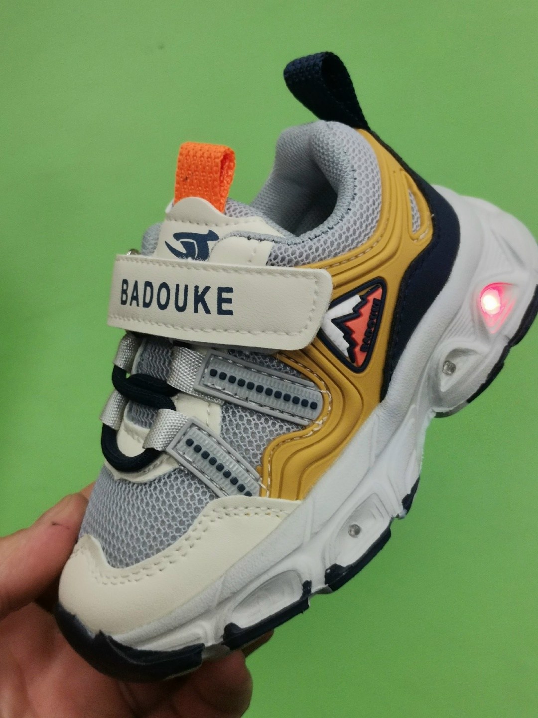 детские кроссовки,кроссовки для мальчика,кроссовки,детская ,кроссовка детская