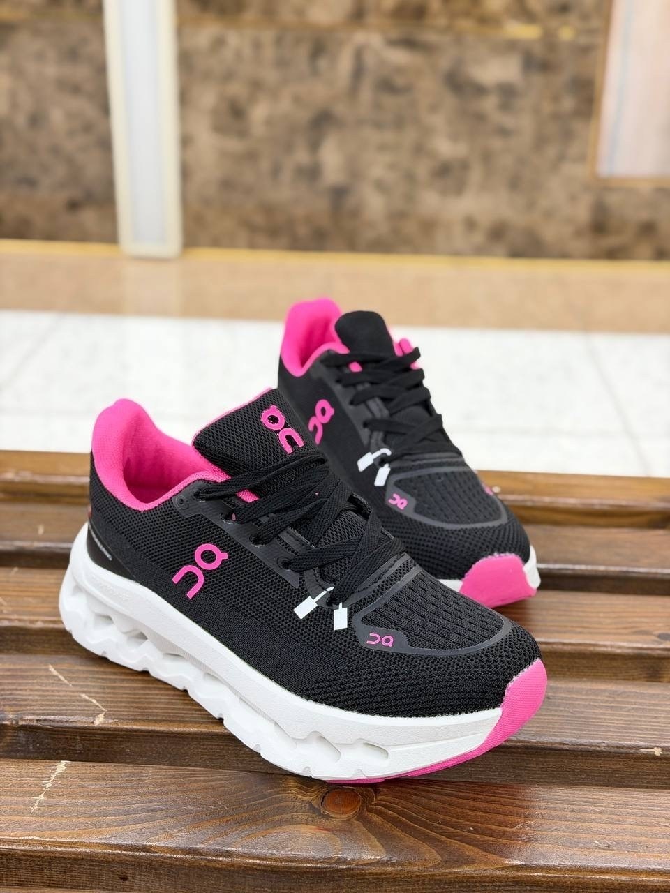 кроссовки,женские кроссовки,,спортивная ,спортивные кроссовки