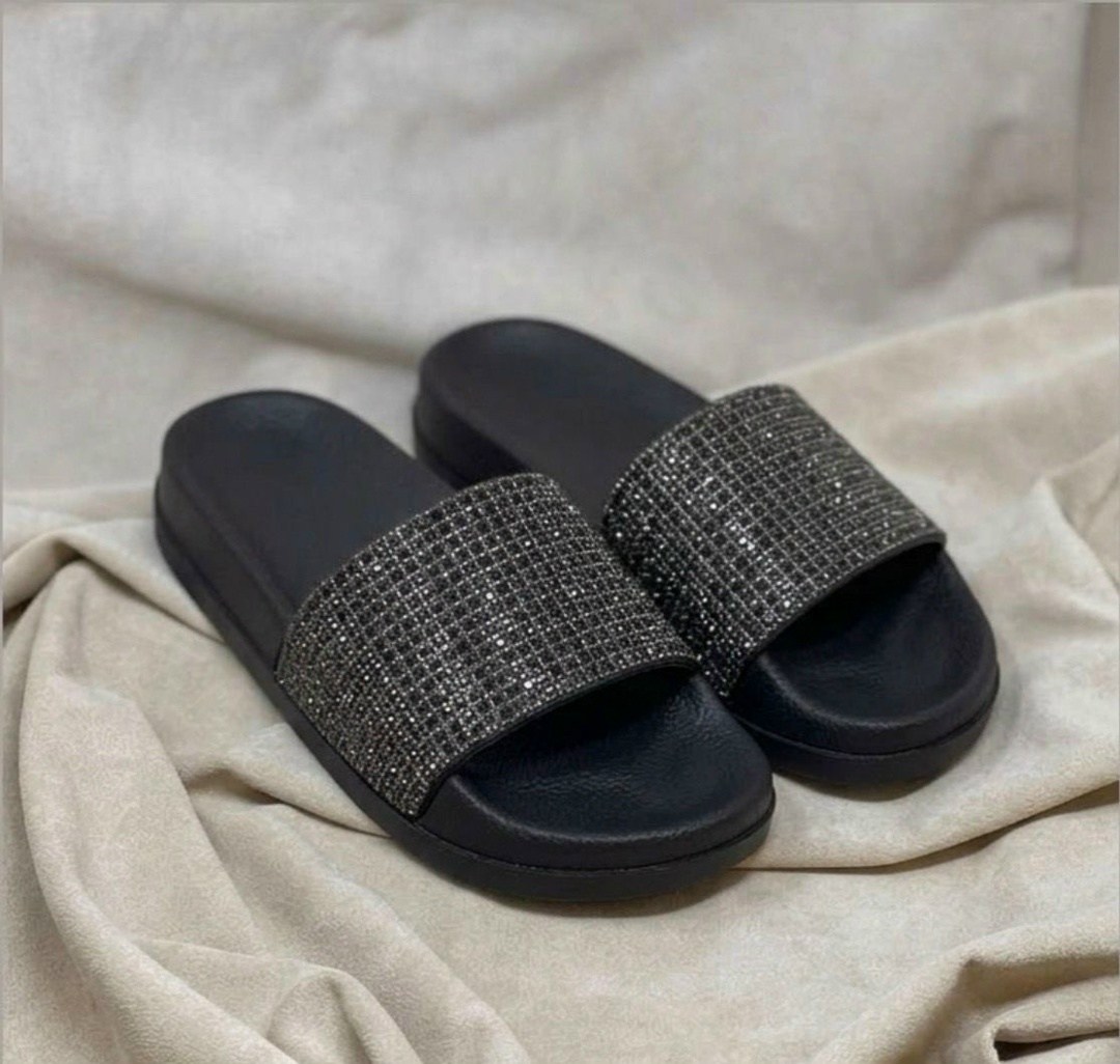 ,мужские шлепанцы,женские шлепанцы,модные сандалии, женская