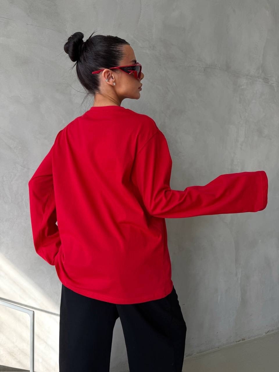 свитшот из трикотажа,свитшот женская,свитшот свободного кроя,зеленый свитшот,свитшот из трикотажа свободный